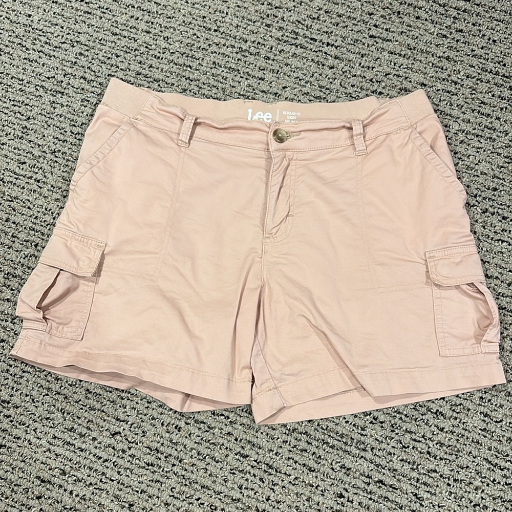 Lee Women's Light Pink Cargo Shorts - Picture 2 of 5